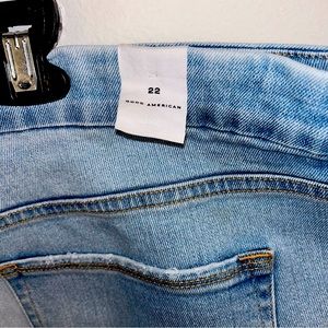 Good American Plus Size Stretch Jeans 22W